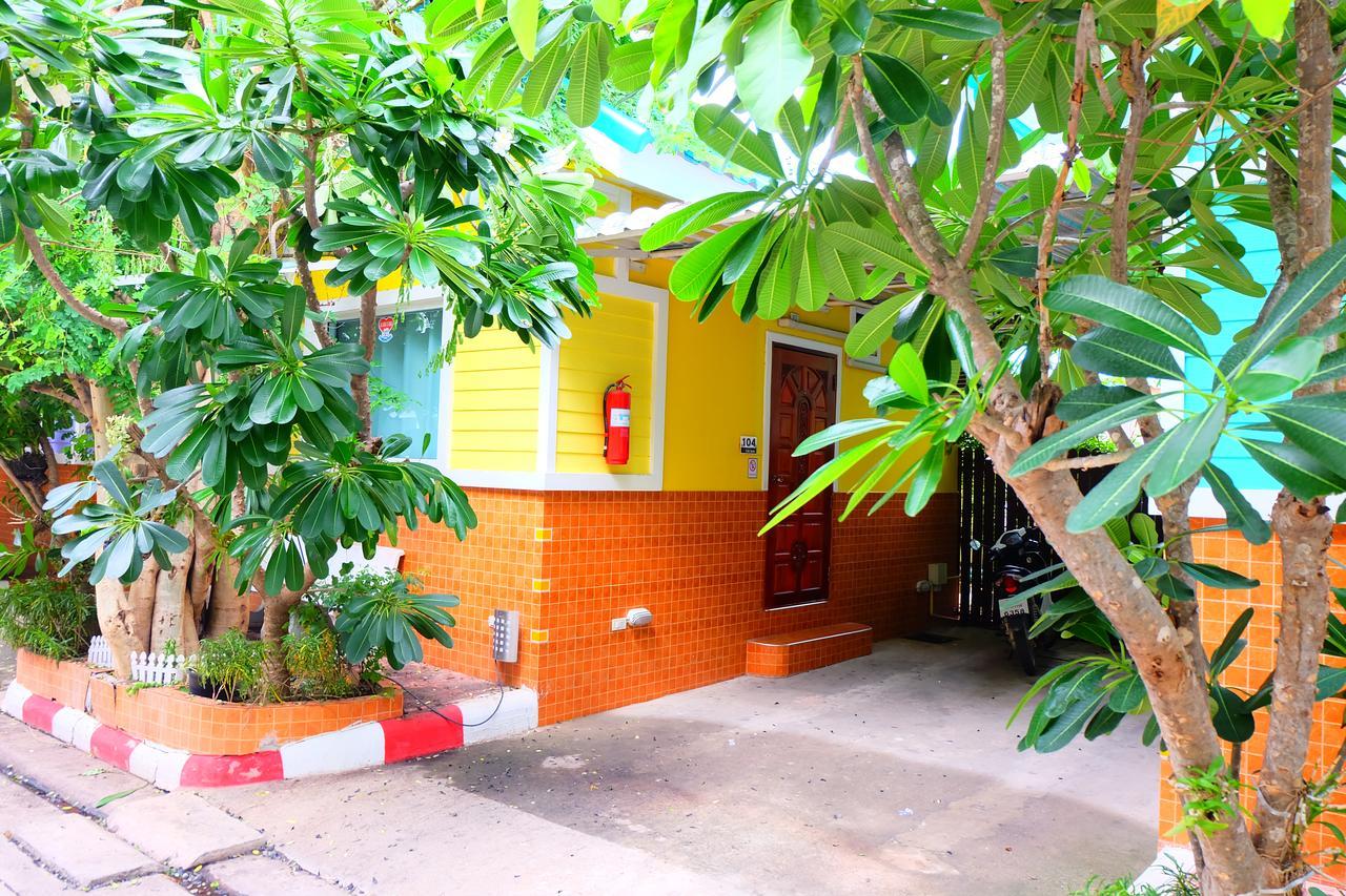 Rak Kun Resort 2 Nakhon Sawan Exterior foto