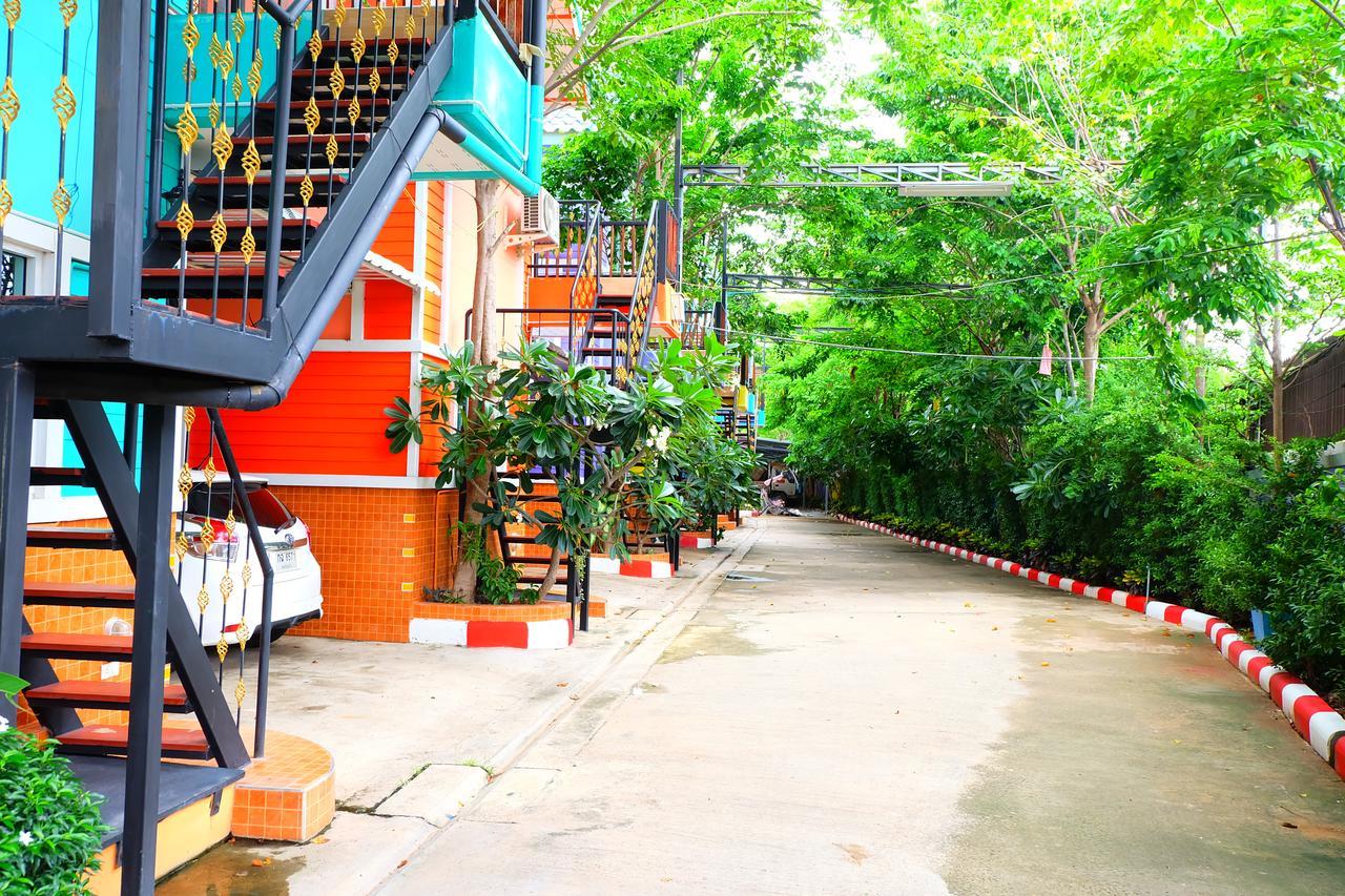 Rak Kun Resort 2 Nakhon Sawan Exterior foto